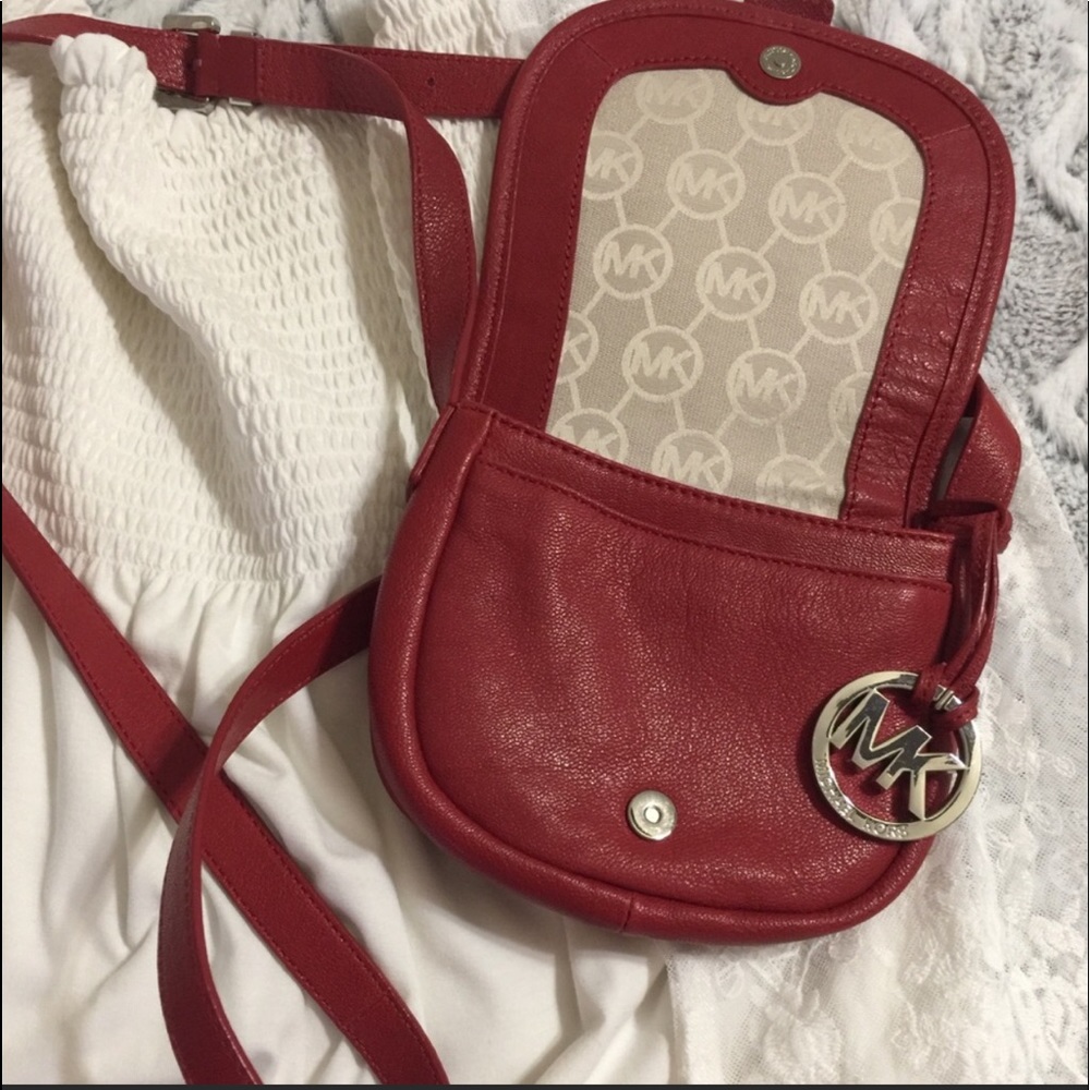 Red Michael Kors crossbody
